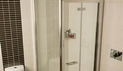 Shower Door Ideas For Small Bathrooms