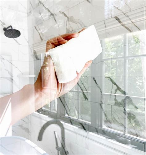 Shower Glass Cleaning