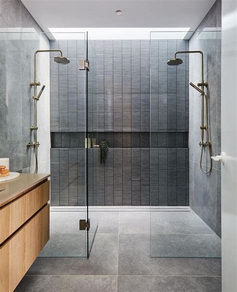 Shower Ideas With Large Tile