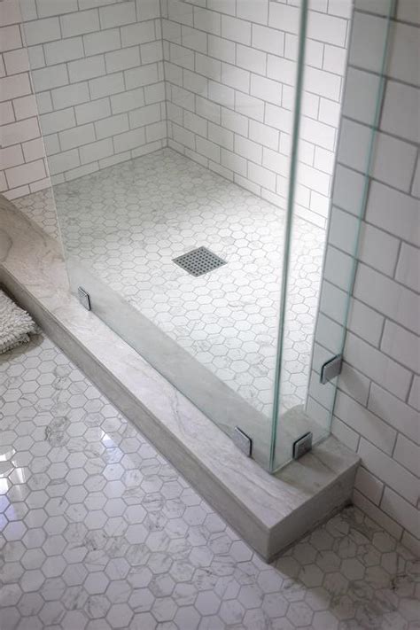 Shower Threshold Quartz