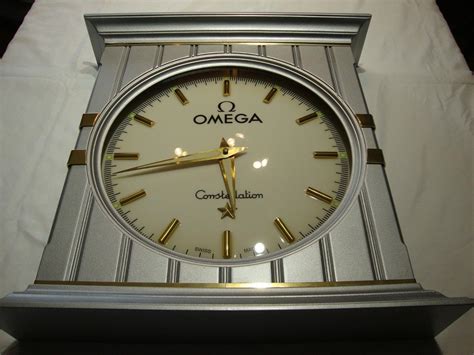 Showroom Wall Clock Display