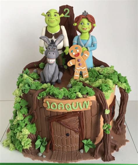 Shrek Cake