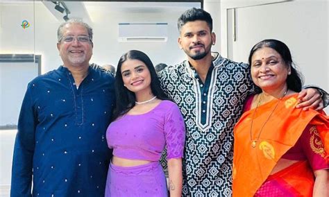 shreyas iyer birth time and family background