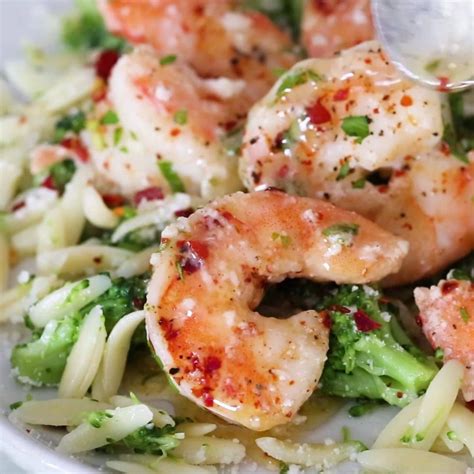 shrimp orzo and broccoli