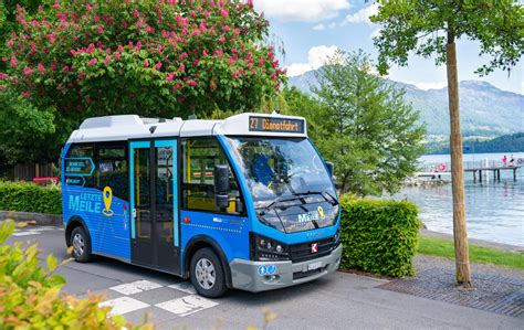 shuttle bus transport