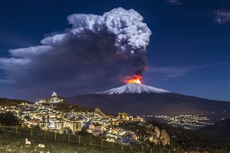 sicily volcano eruption 2023