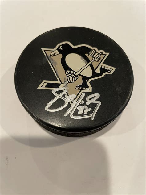 sidney crosby autographed puck