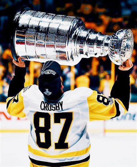 sidney crosby holding cup