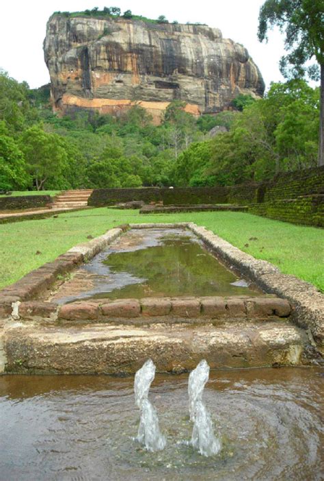 Sigiriya water fountains & water Garden ( සීගිරියේ ජල උල්පත් සහ ජල උද්