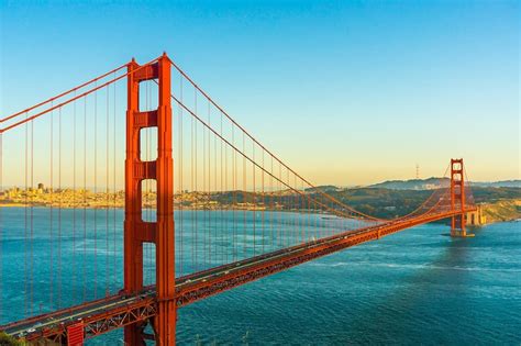 significance of golden gate bridge