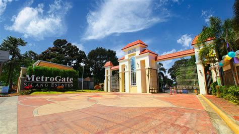 Silang Metrogate
