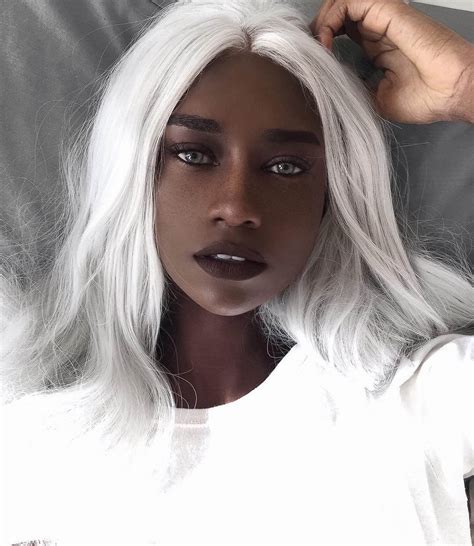 Silver Hair On Dark Skin: Embracing The Beauty Of Gray