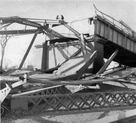 silver bridge collapsed