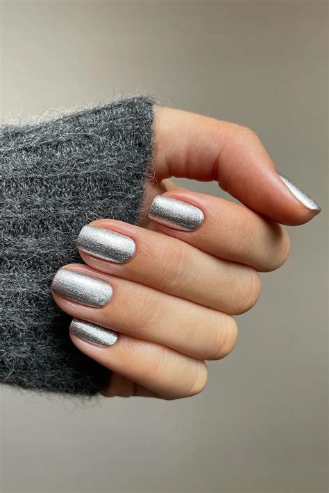 Silver Winter Nails Ideas