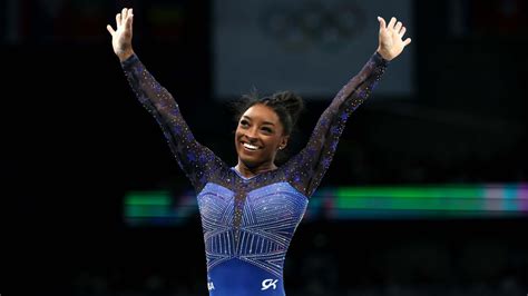 simone biles wins