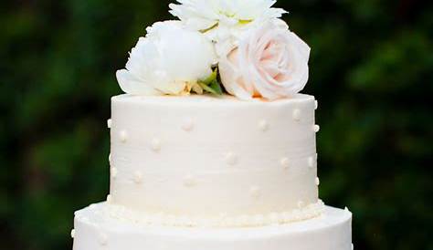 Simple 2 Tier Wedding Cake With Fresh Flowers