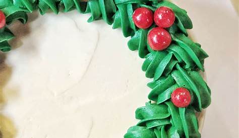 Easy Christmas Cake Decoration | Decorated Treats
