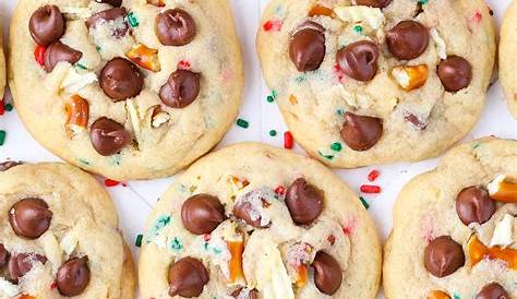 32+ Easy Christmas Cookies {Best Holiday Cookie Recipes}
