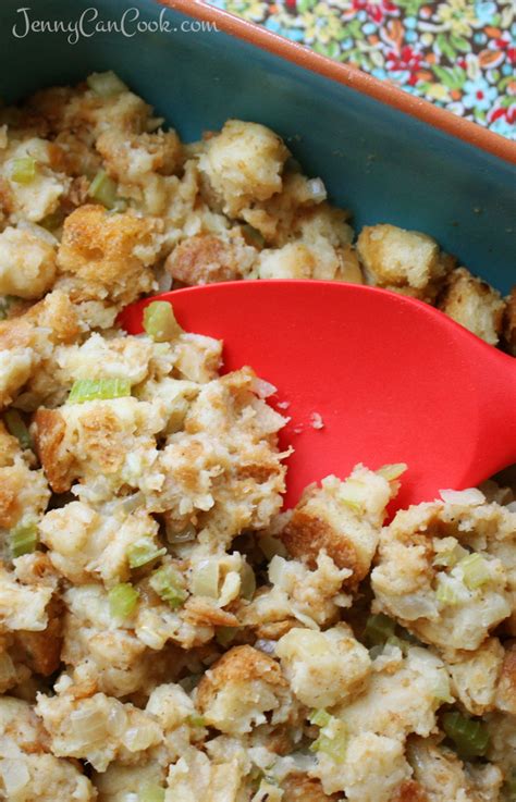 Simple Bread Stuffing For Turkey