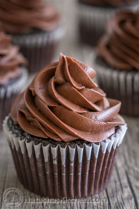 simple chocolate cream cheese frosting