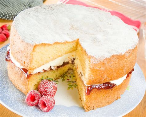 Basic Sponge Cake Recipe by Sameer Goyal YouTube