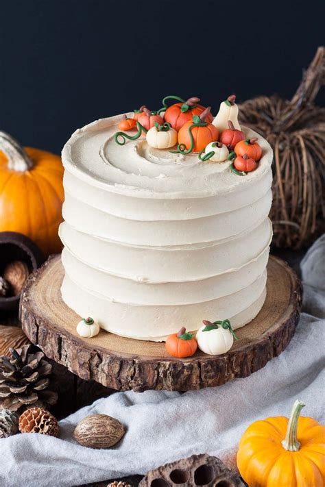 Simple Halloween Cake Decorating Ideas