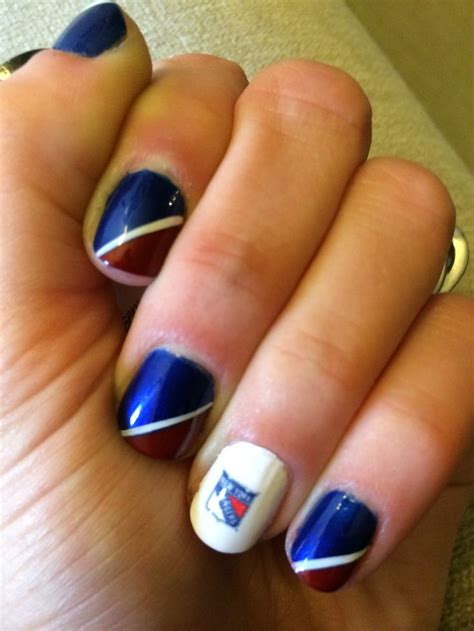 Simple Hockey Nails