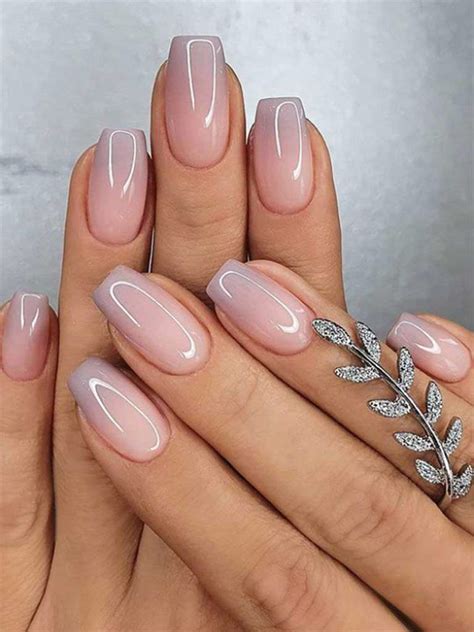10 Simple Manicure Nail Designs to Elevate Your Style