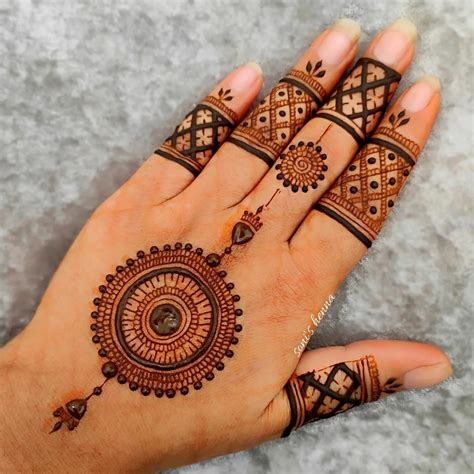 Simple Mehandi Pattern