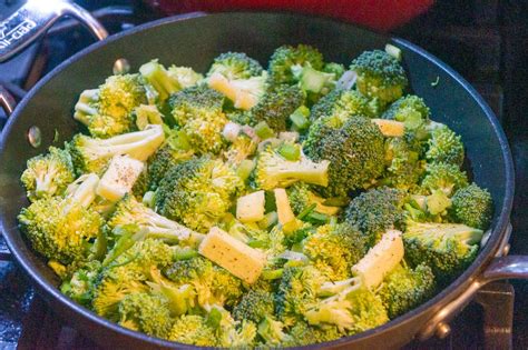 Simple Sautéed Broccoli Greens