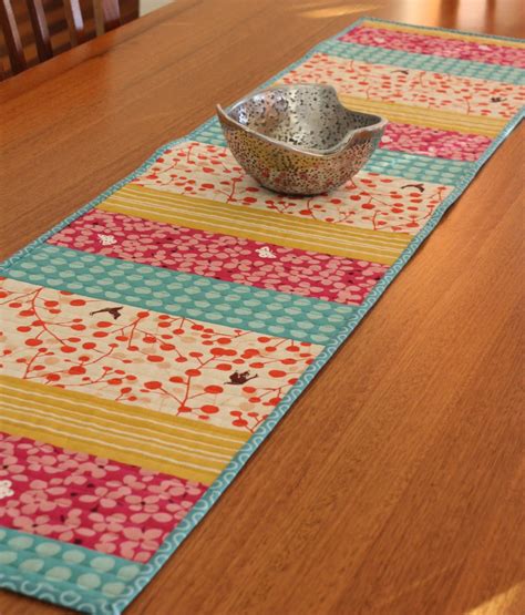 Simple Table Runner Patterns