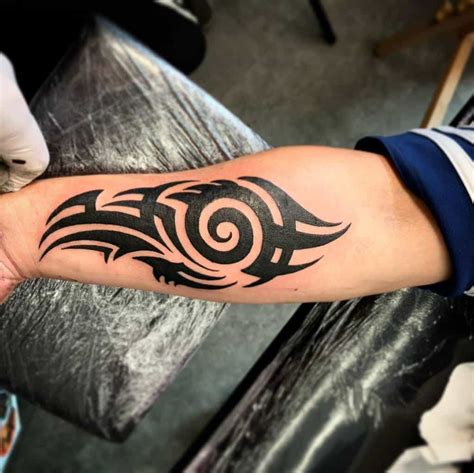 The Best Simple Tribal Tattoo Designs For Arm Ideas