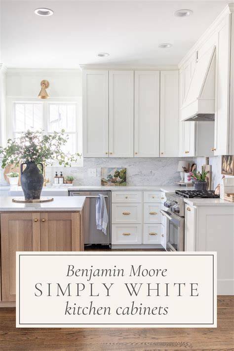 Benjamin Moore Simply White Kitchen