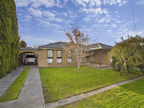 Simpsons Road Eaglehawk