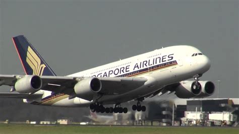 singapore airlines flight sq228