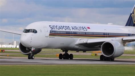 singapore airlines flight sq51