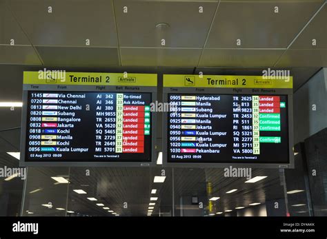 singapore airport departure board