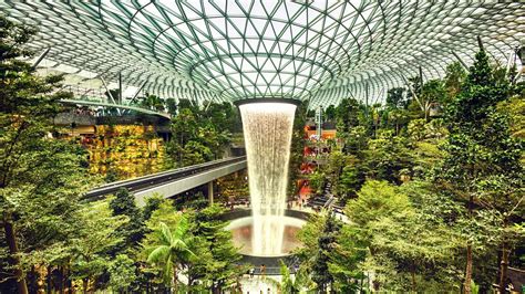 singapore changi airport waterfall