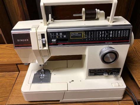 Singer 6235 Sewing Machine