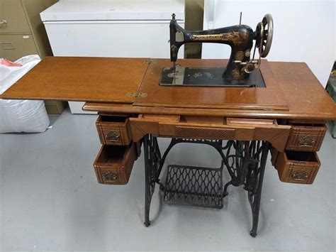 singer cabinet sewing machine