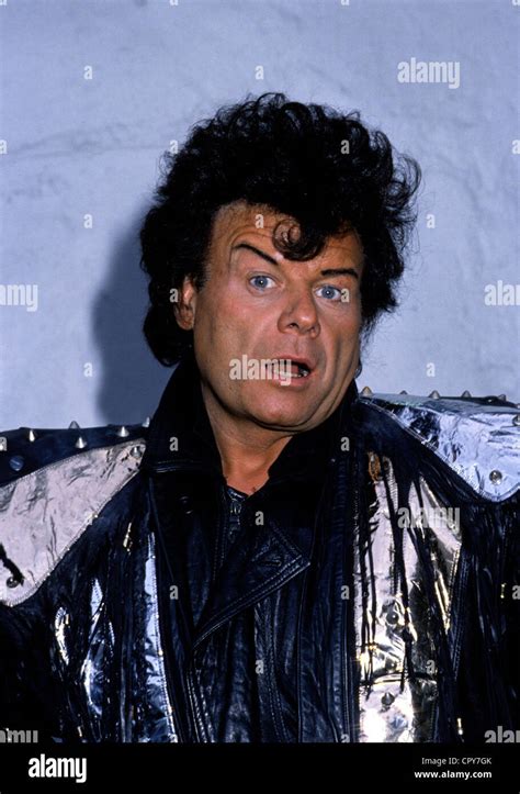 singer gary glitter