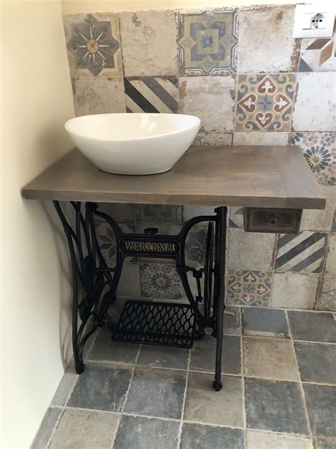 Singer Mobile Bagno