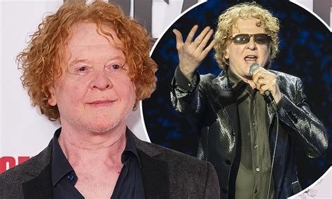 singer of simply red