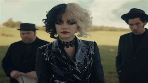 Dua Kita Menembus Batas: Sebuah Kisah Persahabatan, Cinta, dan Impian