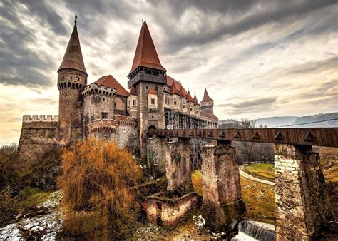 Tourisme en Roumanie, 63 sites touristiques