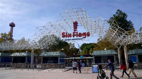 six flags magic mountain closing
