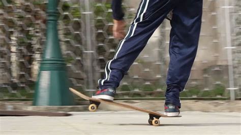 Skateboard Backwards