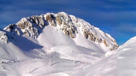 ski resorts near rome italy