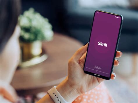 skrill opening hours