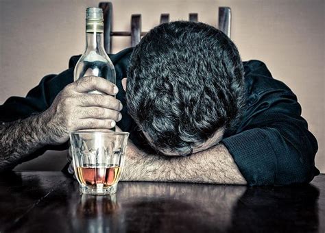 skutki nadmiernego spozywania alkoholu